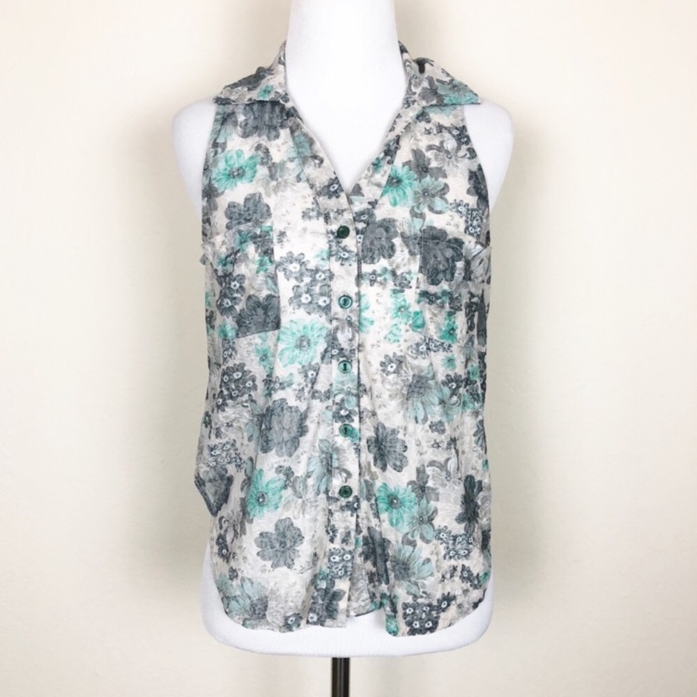 🔴 SOLD 🔴 Papaya Floral Button Up Sheer Sleeveless Top